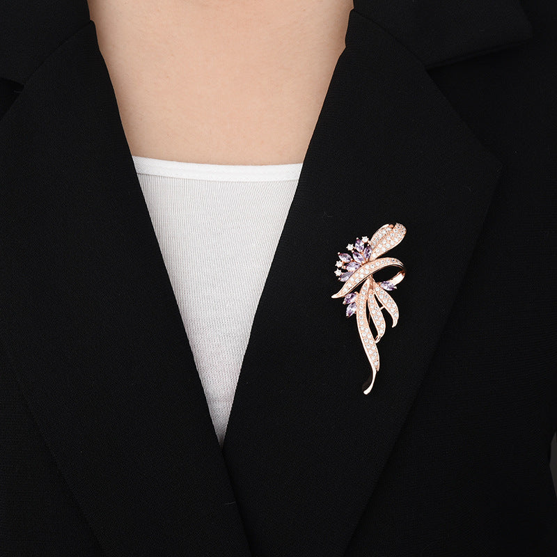 Luxury Zircon Brooch European American Chest Flower Brooch Versatile Coat Suit Accessory