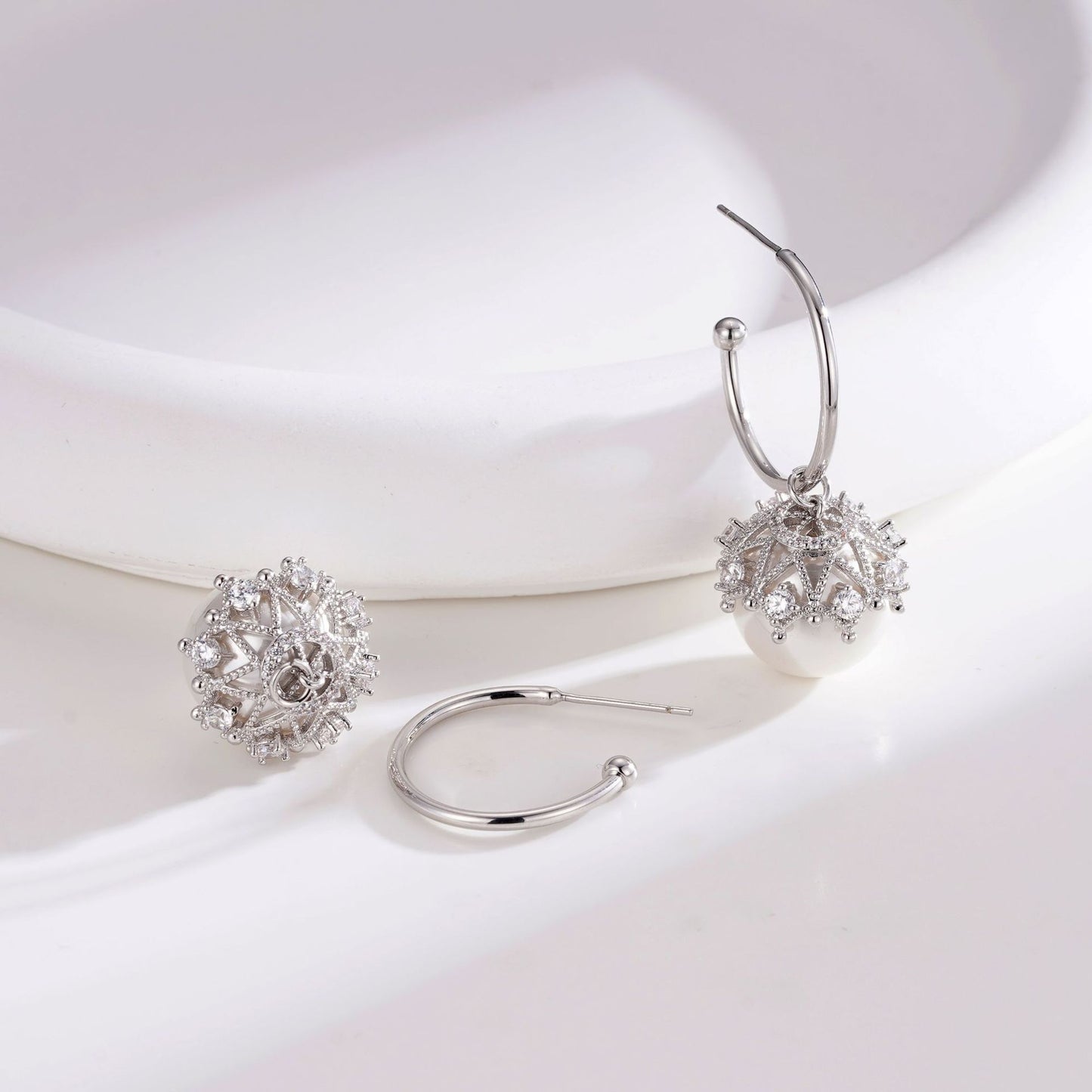EHAO Lace Pearl 925 Silver Needle Earrings New Double-Sided Pearl Stud Earrings Temperament Lace Diamond Earrings
