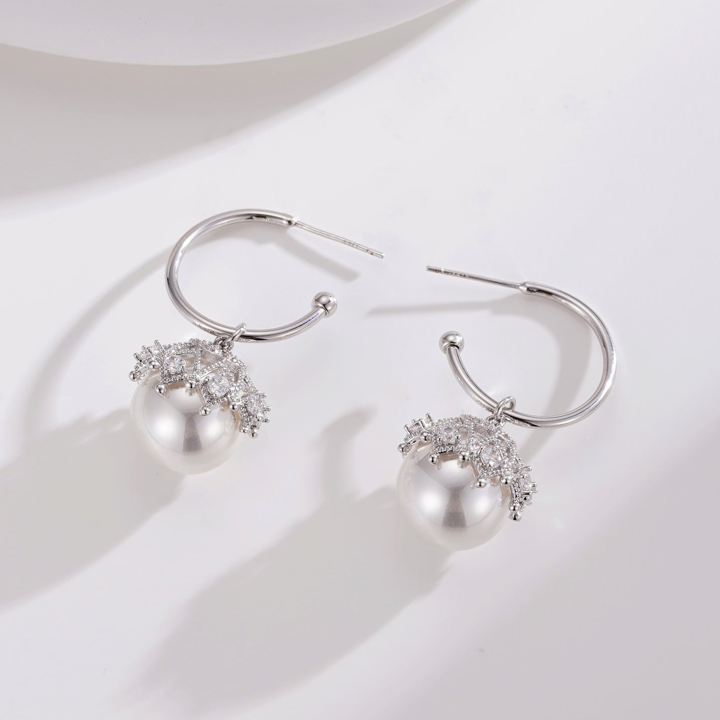 EHAO Lace Pearl 925 Silver Needle Earrings New Double-Sided Pearl Stud Earrings Temperament Lace Diamond Earrings