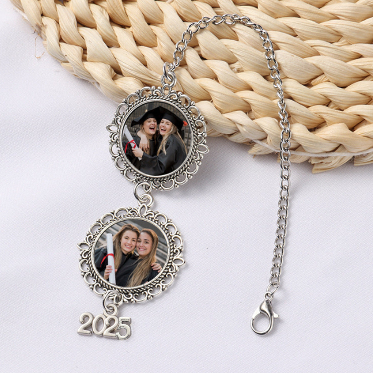 Customized DIY Photos Graduation Season Wedding Holiday Jewelry Accessories Brooches, Car Pendants Gifts for Family